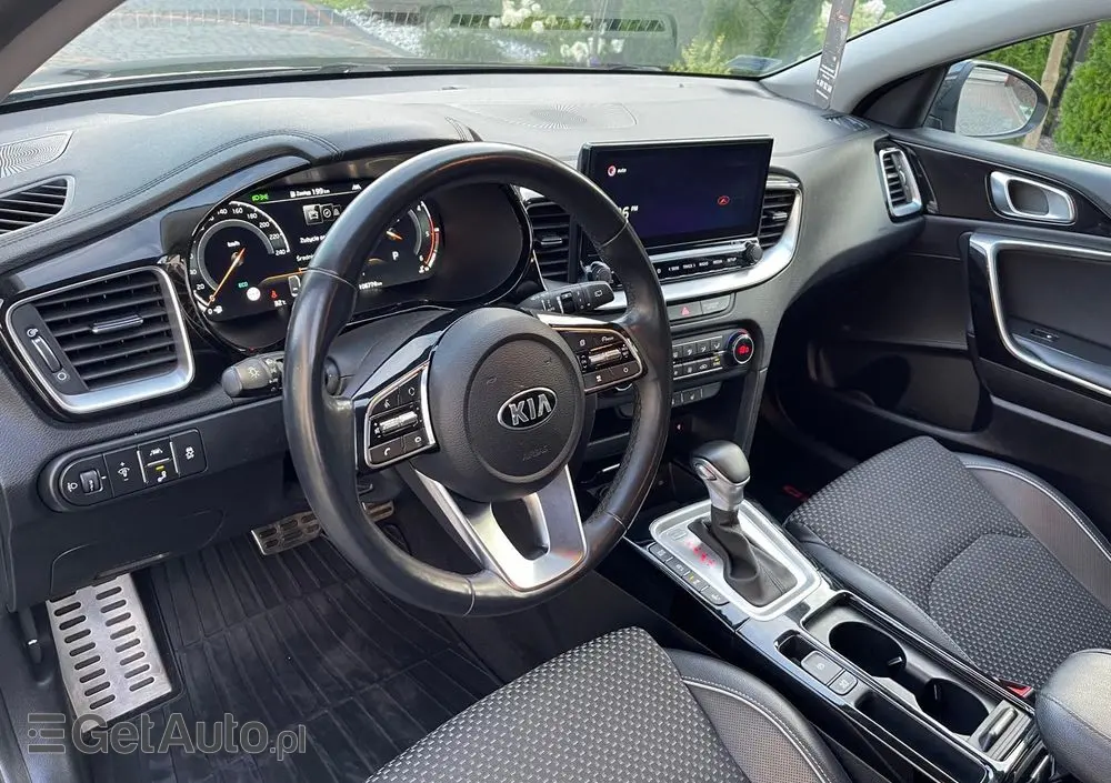 KIA Ceed 1.6 CRDi SCR L Business Line DCT