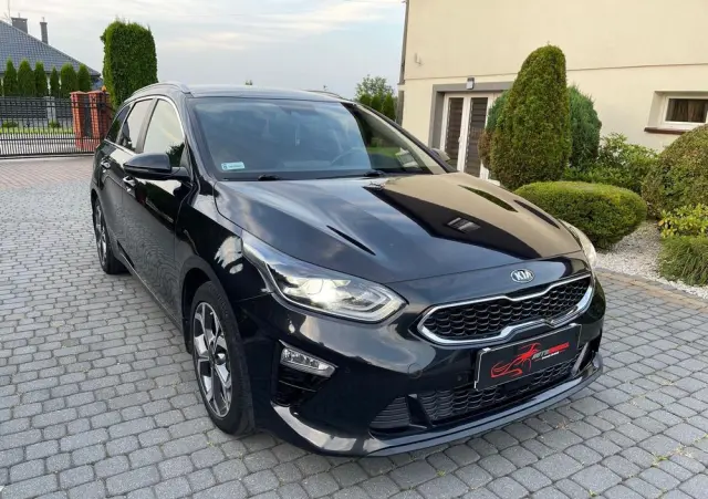 KIA Ceed 1.6 CRDi SCR L Business Line DCT