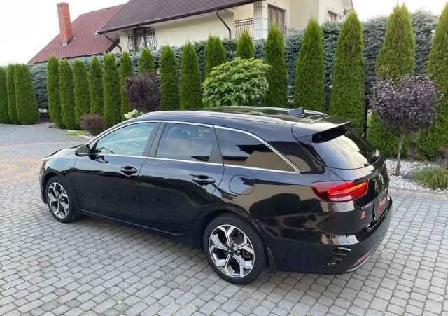 KIA Ceed 1.6 CRDi SCR L Business Line DCT