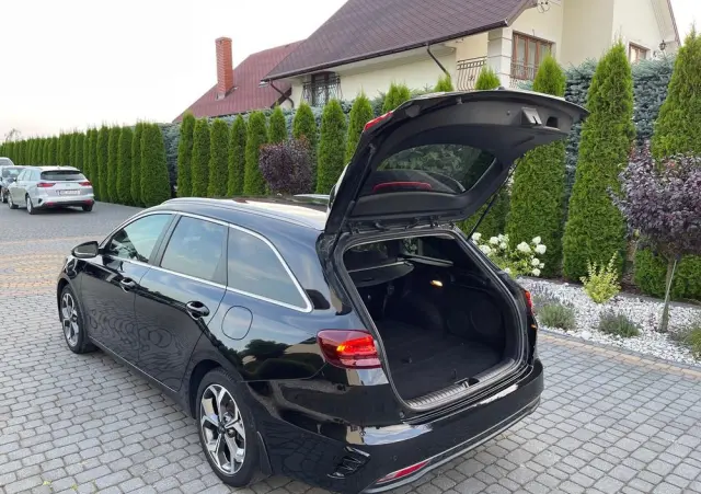 KIA Ceed 1.6 CRDi SCR L Business Line DCT