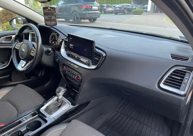 KIA Ceed 1.6 CRDi SCR L Business Line DCT