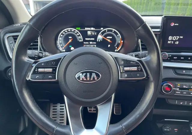 KIA Ceed 1.6 CRDi SCR L Business Line DCT