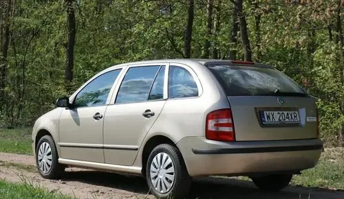 SKODA Fabia 