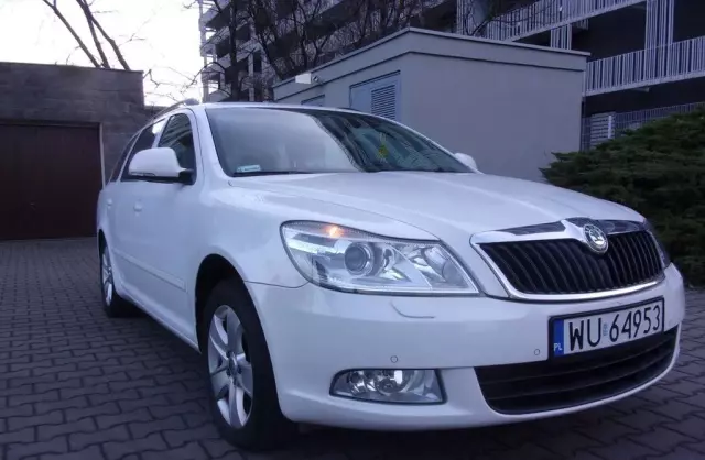 SKODA Octavia 