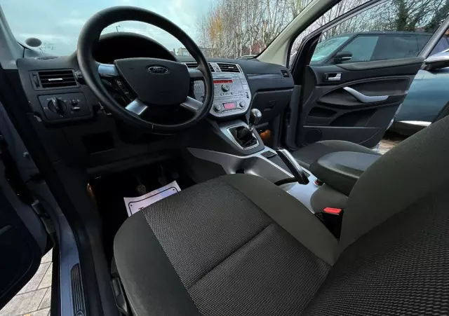 FORD Kuga 2.0 TDCi 2x4 Trend