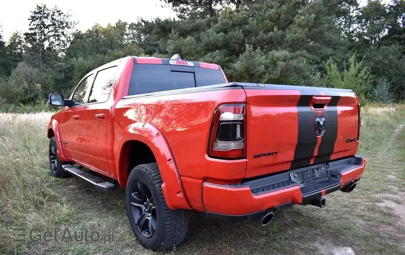 RAM 1500 Crew Cab Sport