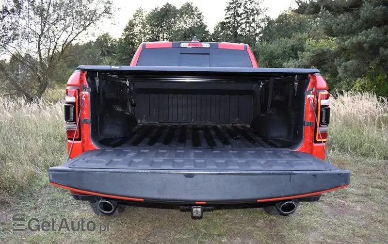 RAM 1500 Crew Cab Sport