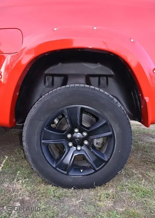 RAM 1500 Crew Cab Sport