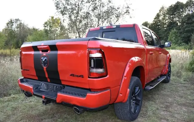 RAM 1500 Crew Cab Sport
