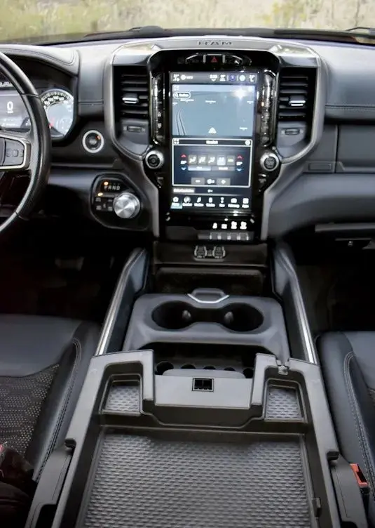 RAM 1500 Crew Cab Sport