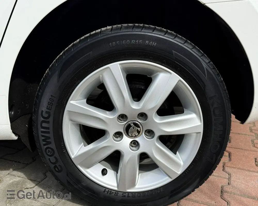 SKODA RAPID Spaceback 1.2 TSI (Green tec) Emotion Plus