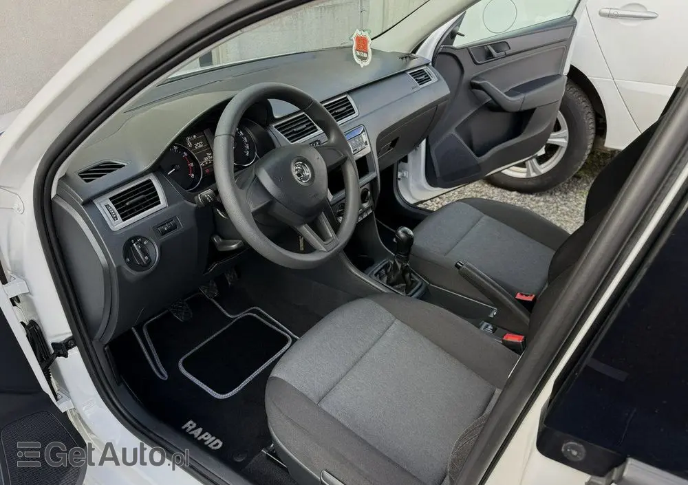 SKODA RAPID Spaceback 1.2 TSI (Green tec) Emotion Plus