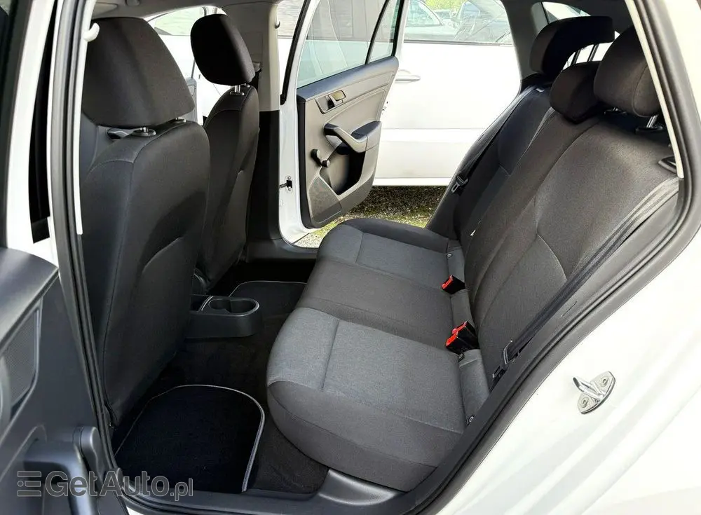 SKODA RAPID Spaceback 1.2 TSI (Green tec) Emotion Plus