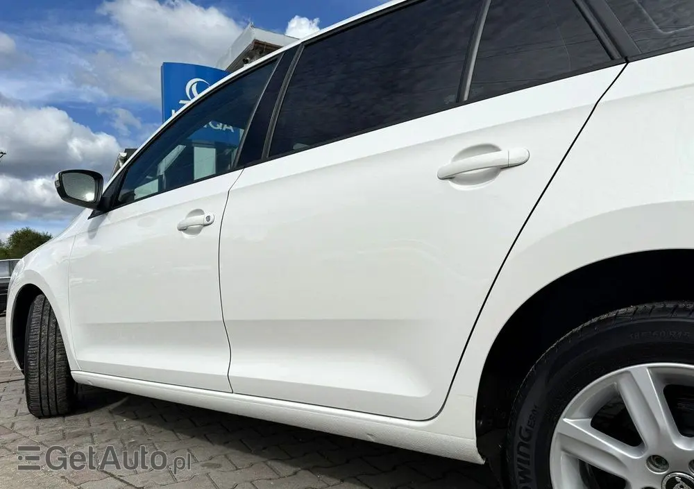 SKODA RAPID Spaceback 1.2 TSI (Green tec) Emotion Plus