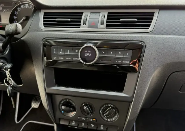 SKODA RAPID Spaceback 1.2 TSI (Green tec) Emotion Plus