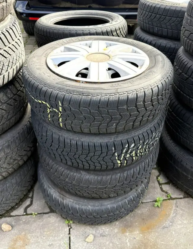 SKODA RAPID Spaceback 1.2 TSI (Green tec) Emotion Plus