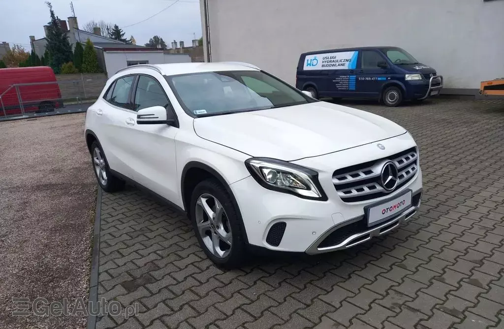 MERCEDES-BENZ GLA GLA 200 (156 KM) DCT
