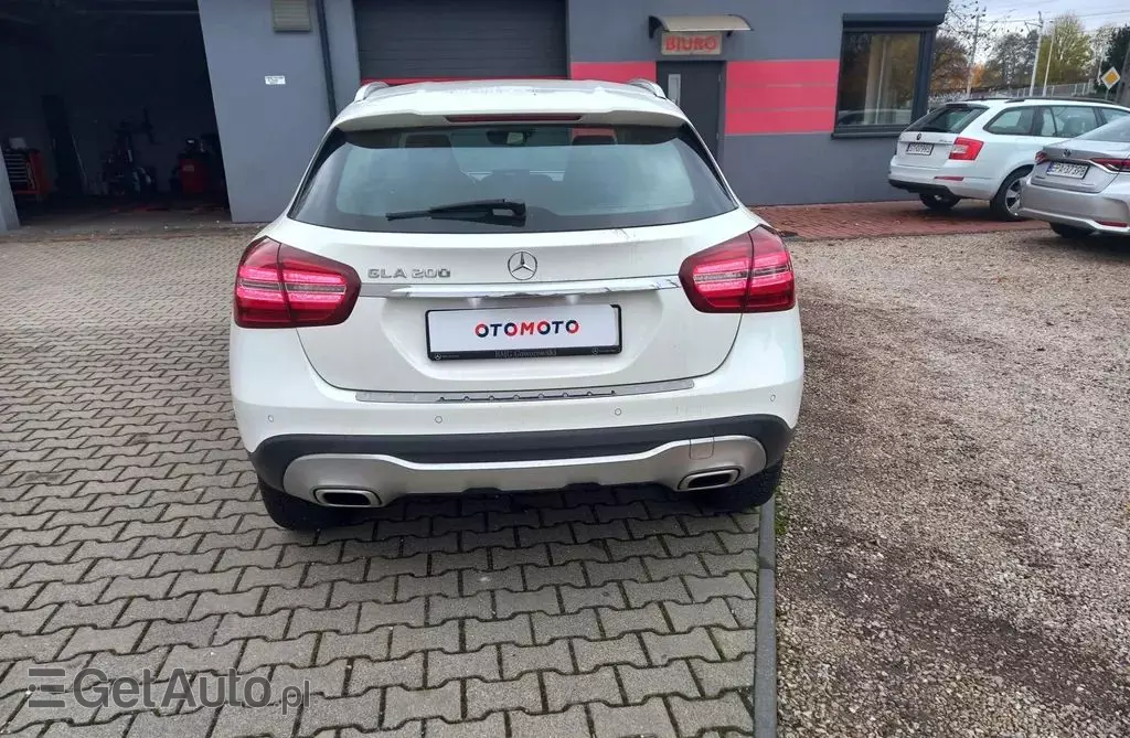 MERCEDES-BENZ GLA GLA 200 (156 KM) DCT