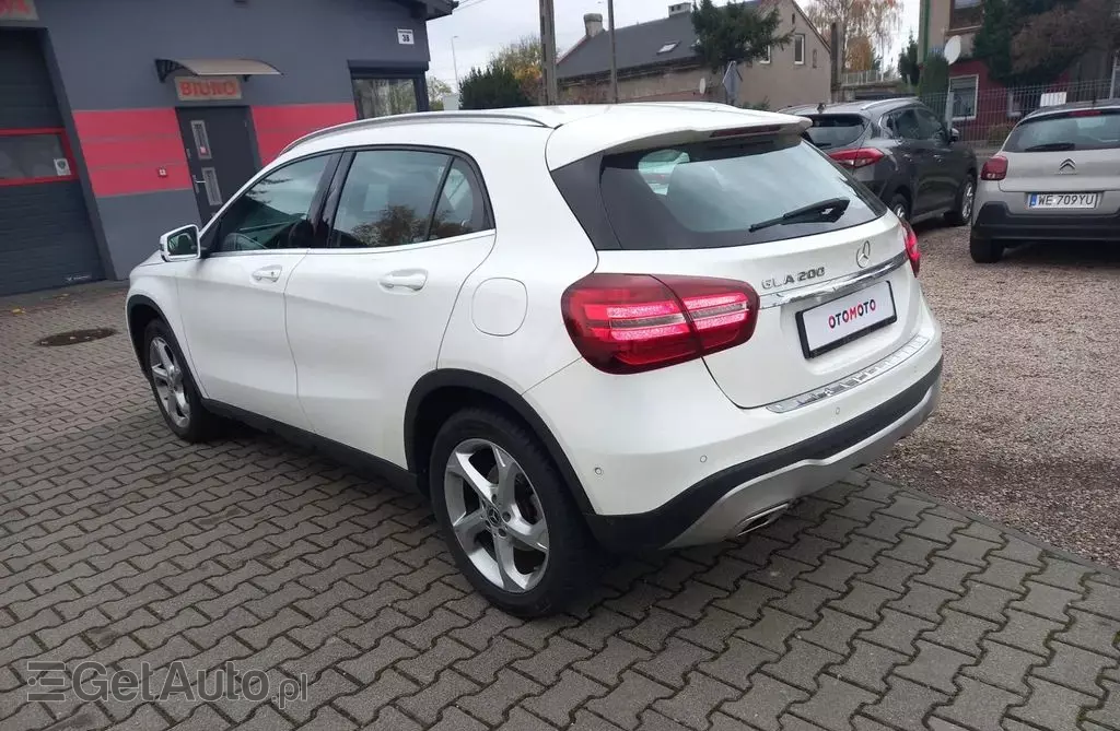 MERCEDES-BENZ GLA GLA 200 (156 KM) DCT
