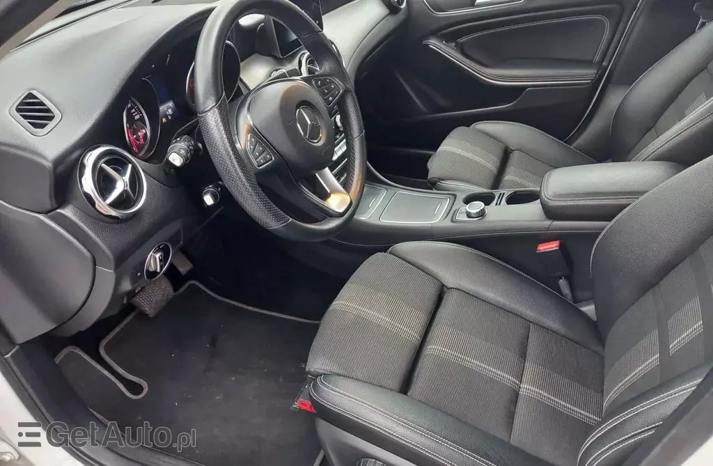MERCEDES-BENZ GLA GLA 200 (156 KM) DCT