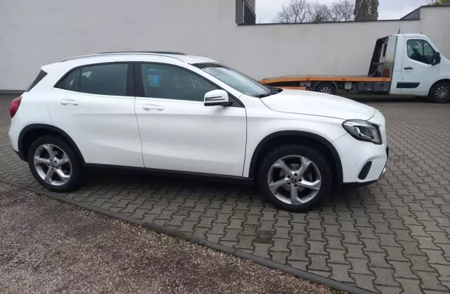 MERCEDES-BENZ GLA GLA 200 (156 KM) DCT