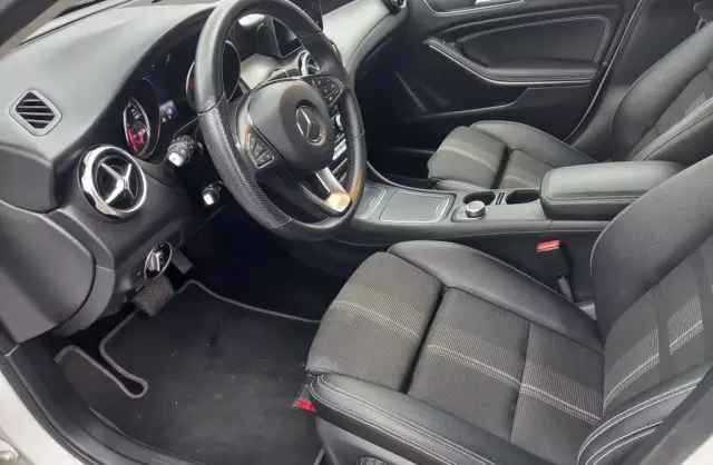 MERCEDES-BENZ GLA GLA 200 (156 KM) DCT