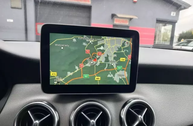 MERCEDES-BENZ GLA GLA 200 (156 KM) DCT