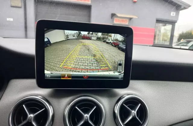 MERCEDES-BENZ GLA GLA 200 (156 KM) DCT