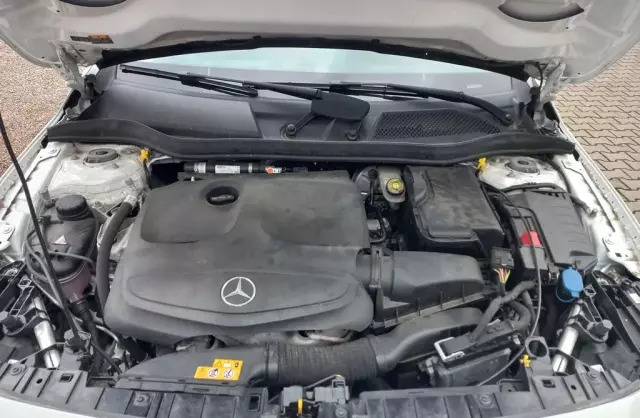 MERCEDES-BENZ GLA GLA 200 (156 KM) DCT