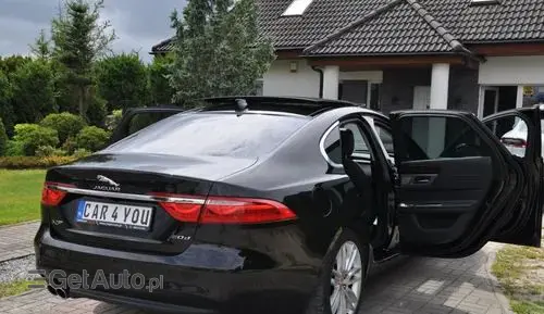 JAGUAR XF 