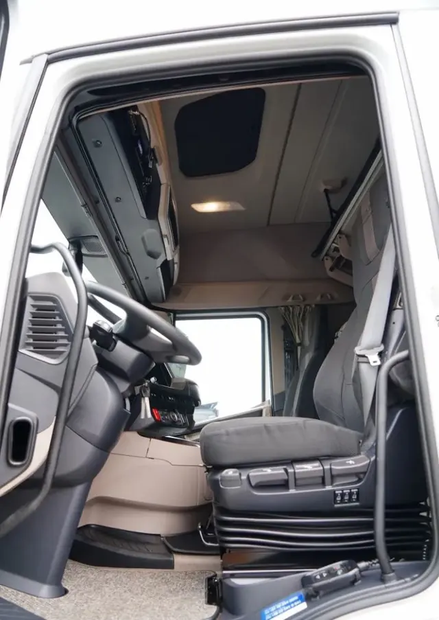 DAF XG 480 / RETARDER / KLIMATYZACJA POSTOJOWA  / POLSKI SALON / PO KONTRAKCIE SERWISOWYM 