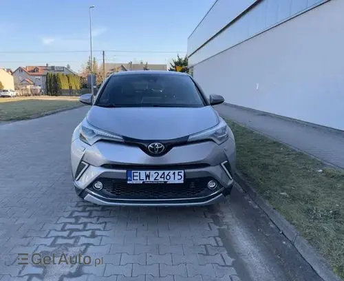 TOYOTA C-HR 