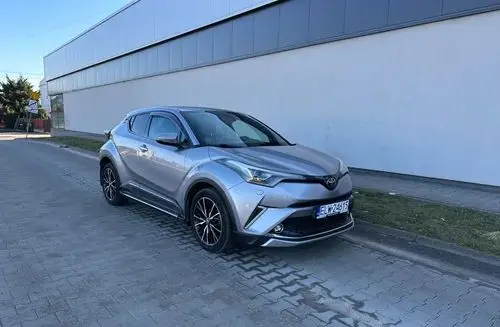 TOYOTA C-HR 