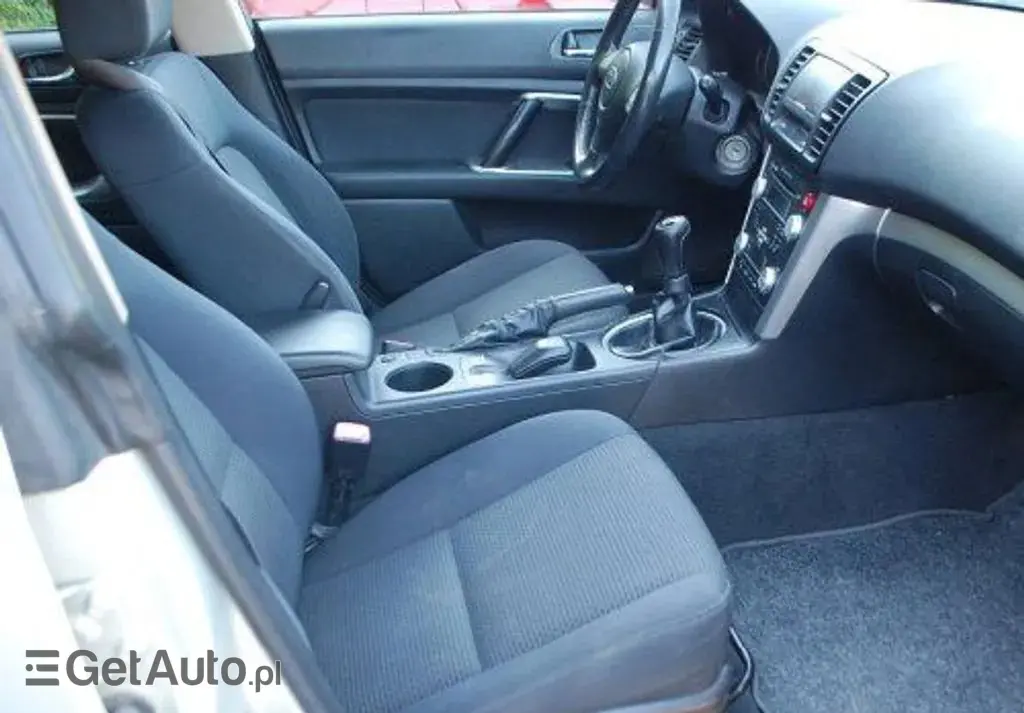 SUBARU Outback 