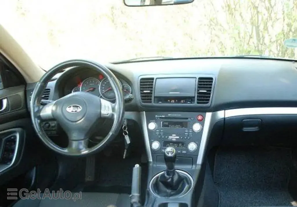 SUBARU Outback 