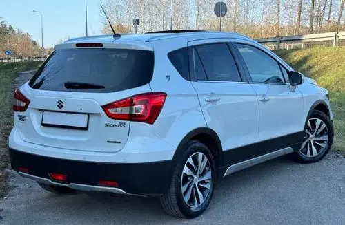 SUZUKI SX4 
