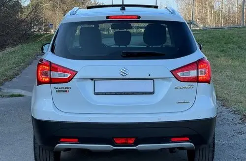 SUZUKI SX4 