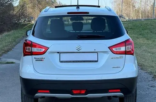SUZUKI SX4 