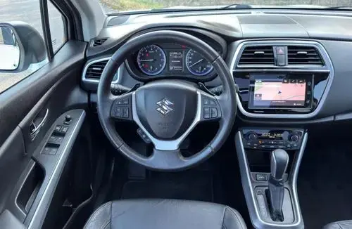 SUZUKI SX4 