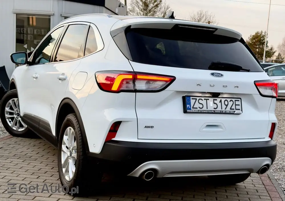 FORD Kuga 2.0 EcoBlue 4x4 TITANIUM