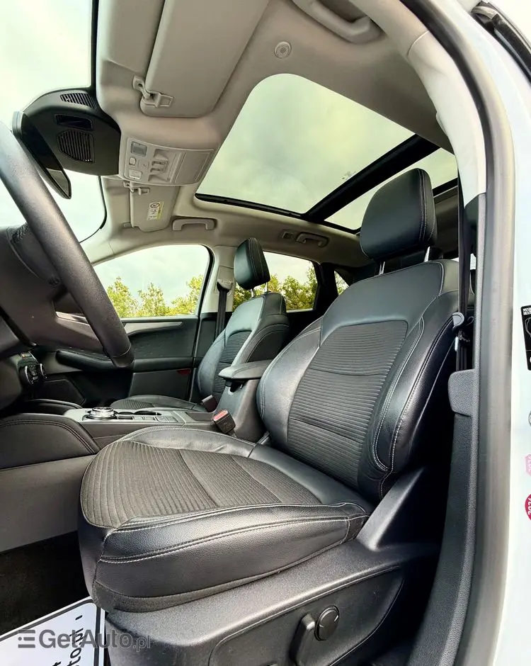 FORD Kuga 2.0 EcoBlue 4x4 TITANIUM