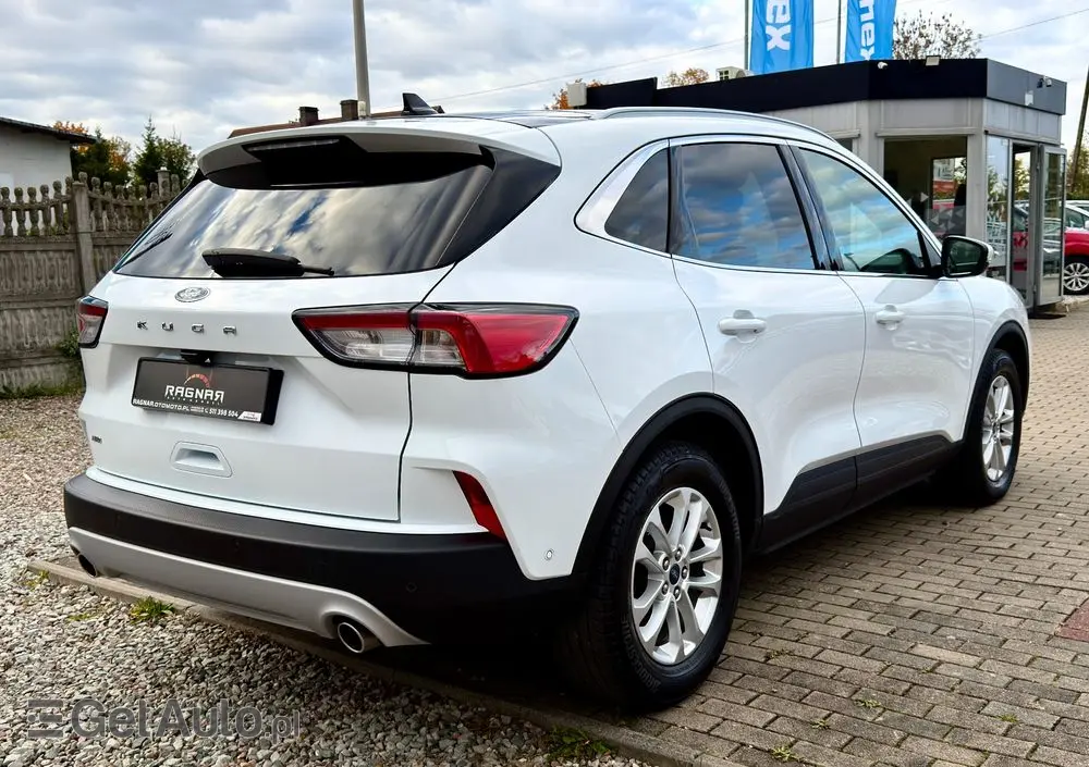 FORD Kuga 2.0 EcoBlue 4x4 TITANIUM