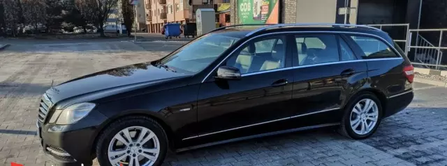 MERCEDES-BENZ Klasa E 