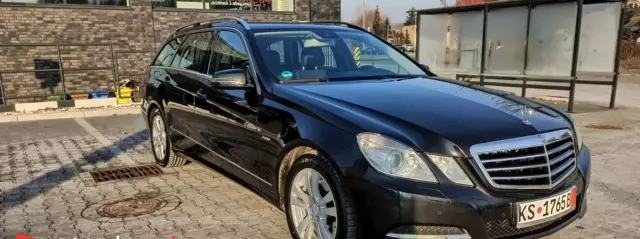 MERCEDES-BENZ Klasa E 