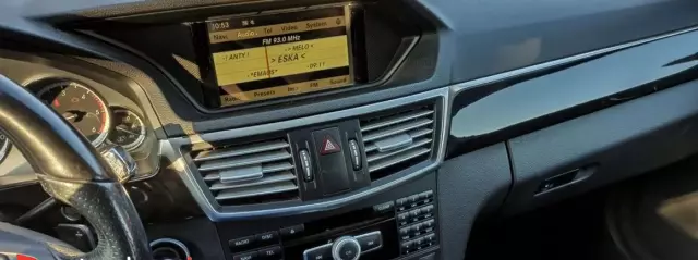 MERCEDES-BENZ Klasa E 