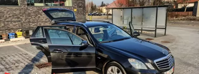 MERCEDES-BENZ Klasa E 