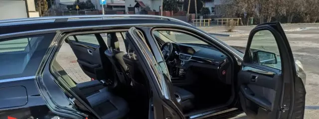 MERCEDES-BENZ Klasa E 