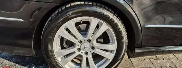 MERCEDES-BENZ Klasa E 