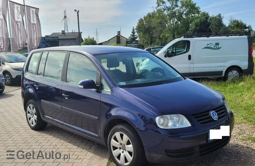 VOLKSWAGEN Touran 