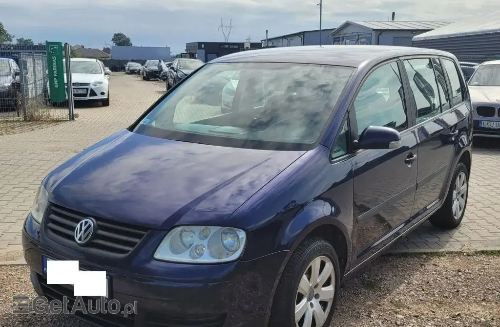 VOLKSWAGEN Touran 